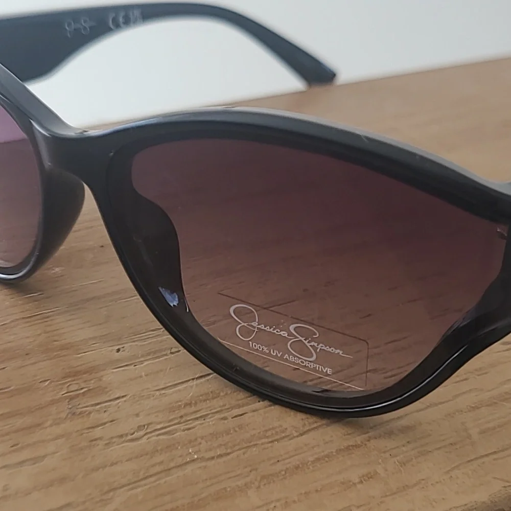 Jessica Simpson Black Sunglasses